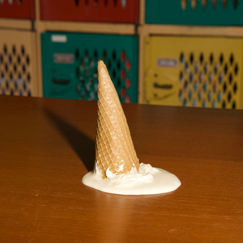 FAKE FOOD DISPLAY - VANILLA ICE CREAM