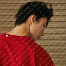 BUTTON S/S T-SHIRT (RED)