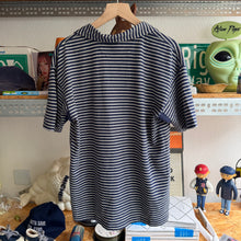 STRIPED S/S T-SHIRT (NAVY W/ WHITE)