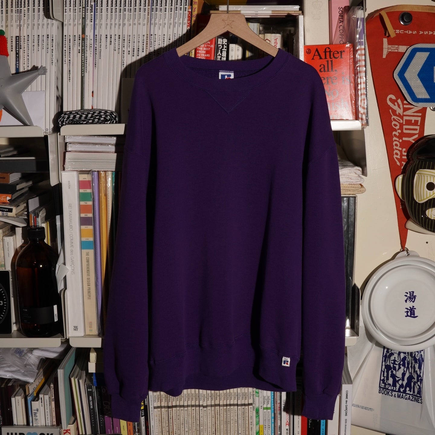 RUSSELL ATHLETIC CREWNECK SWEATSHIRT (PURPLE)