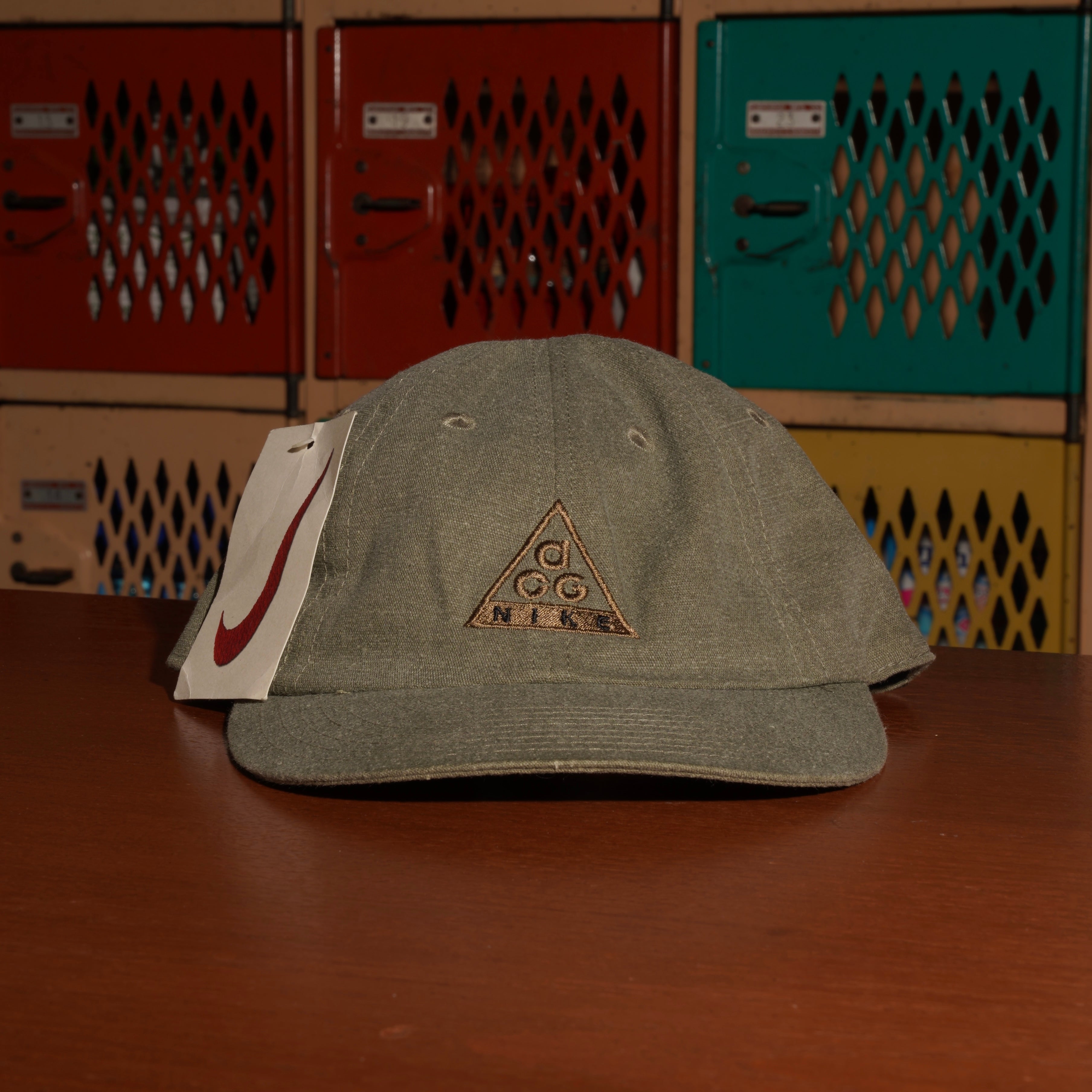 NIKE 90s ACG CAP (OLIVE) – weareasterisk