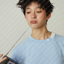 BUTTON S/S T-SHIRT (LIGHT BLUE)