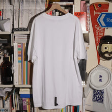 CHARI & CO NEW YORK CITY LOGO T-SHIRT