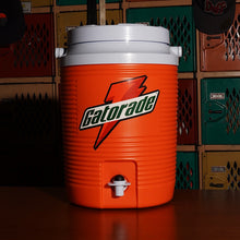 GATORADE PORTABLE ICE CHEST (ORANGE)