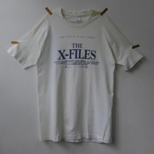 THE X-FILES "THE TRUTH IS OUT THERE" T-SHIRT