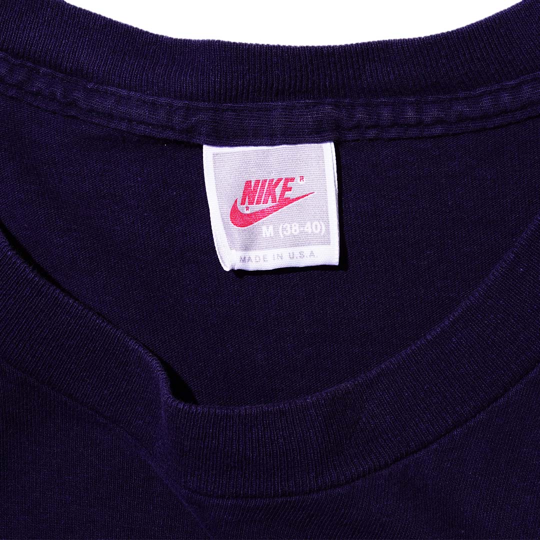 NIKE DOUBLE "NIKE SWOOSH" T-SHIRT