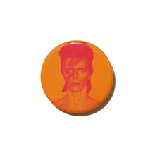 VICTORIA & ALBERT MUSEUM'S 2013 "DAVID BOWIE IS TURNING US ALL INTO VOYEURS" BUTTON BADGE (SET)