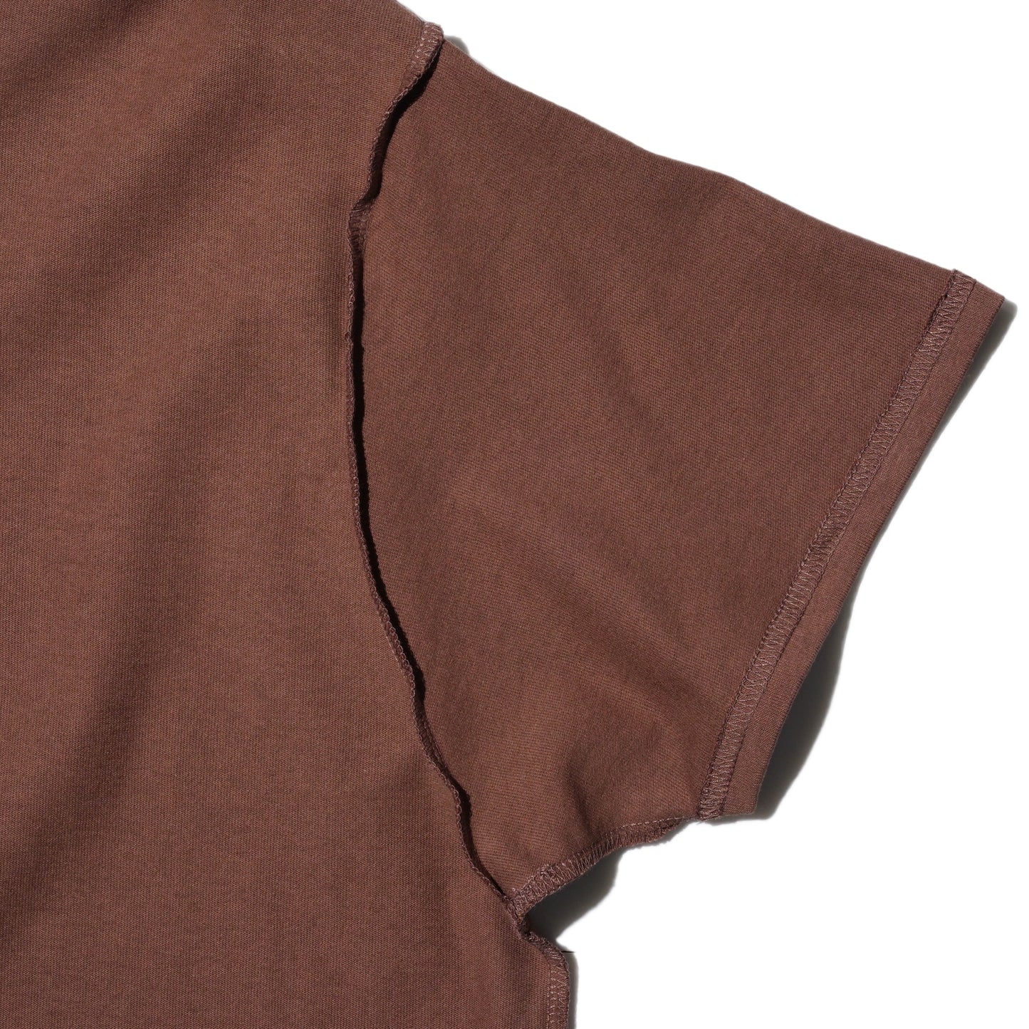 ZISE 010 MIDDLE STITCH T-SHIRT (BROWN)