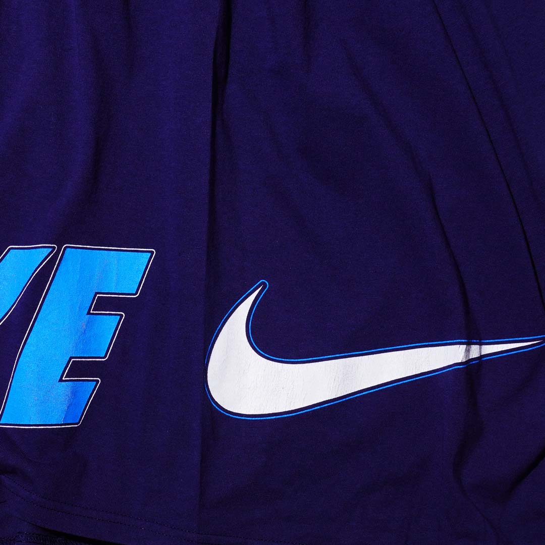 NIKE SWOOSH LOGO T-SHIRT