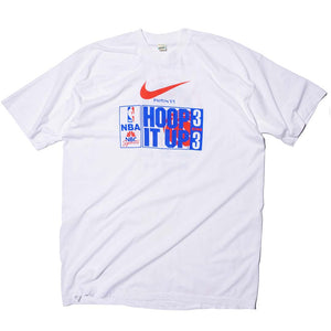 NIKE 90s WORLD TOUR HOOP IT UP 3 ON 3 T-SHIRT