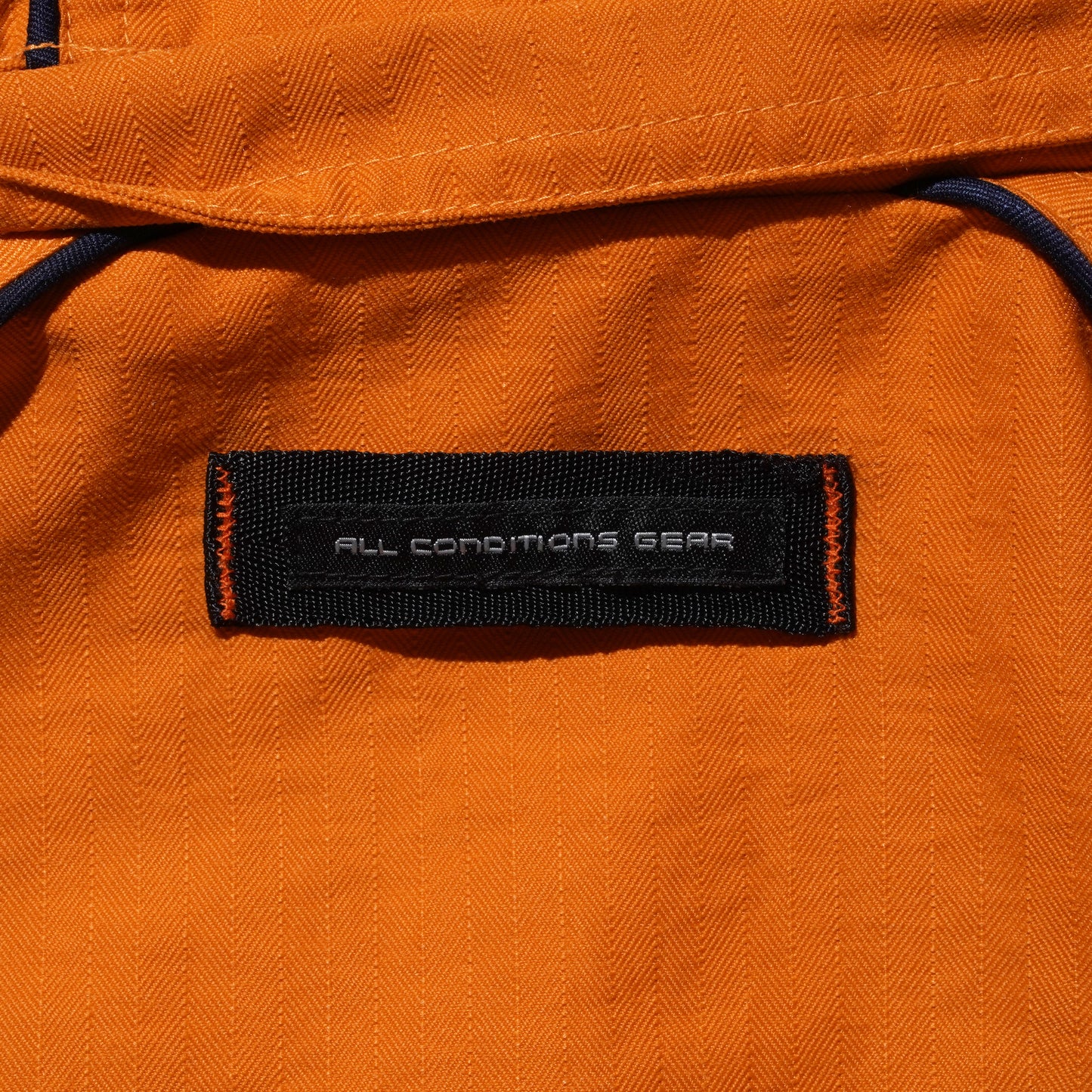 NIKE ACG MOUNTAIN PARKA JACKET (ORANGE)